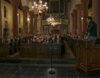 Het publiek in de Pieterskerk Het publiek in de Pieterskerk